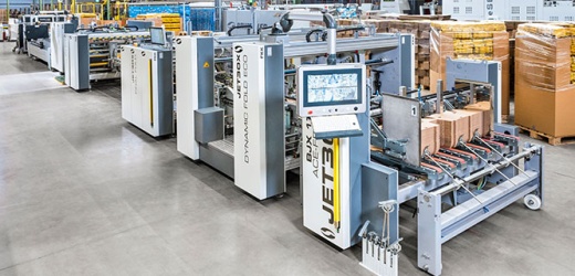 2020: Faltbodenklebemaschine Jetbox der Firma Bahmüller ergänzt den Maschinenpark