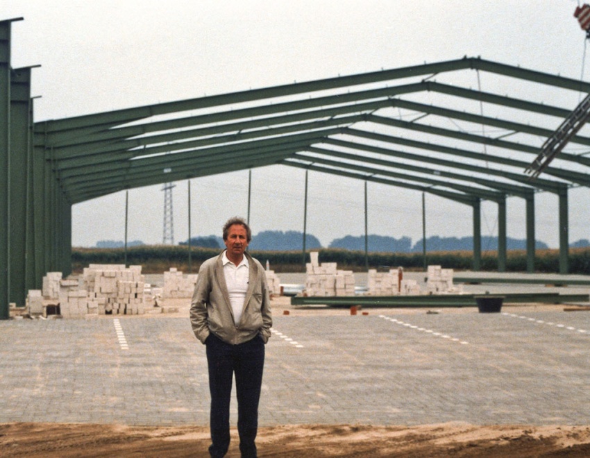 Günter Zerhusen begleitet sämtliche Bauabschnitte der Halle 1 – vom ersten Spatenstich bis zum letzten Pinselstrich 